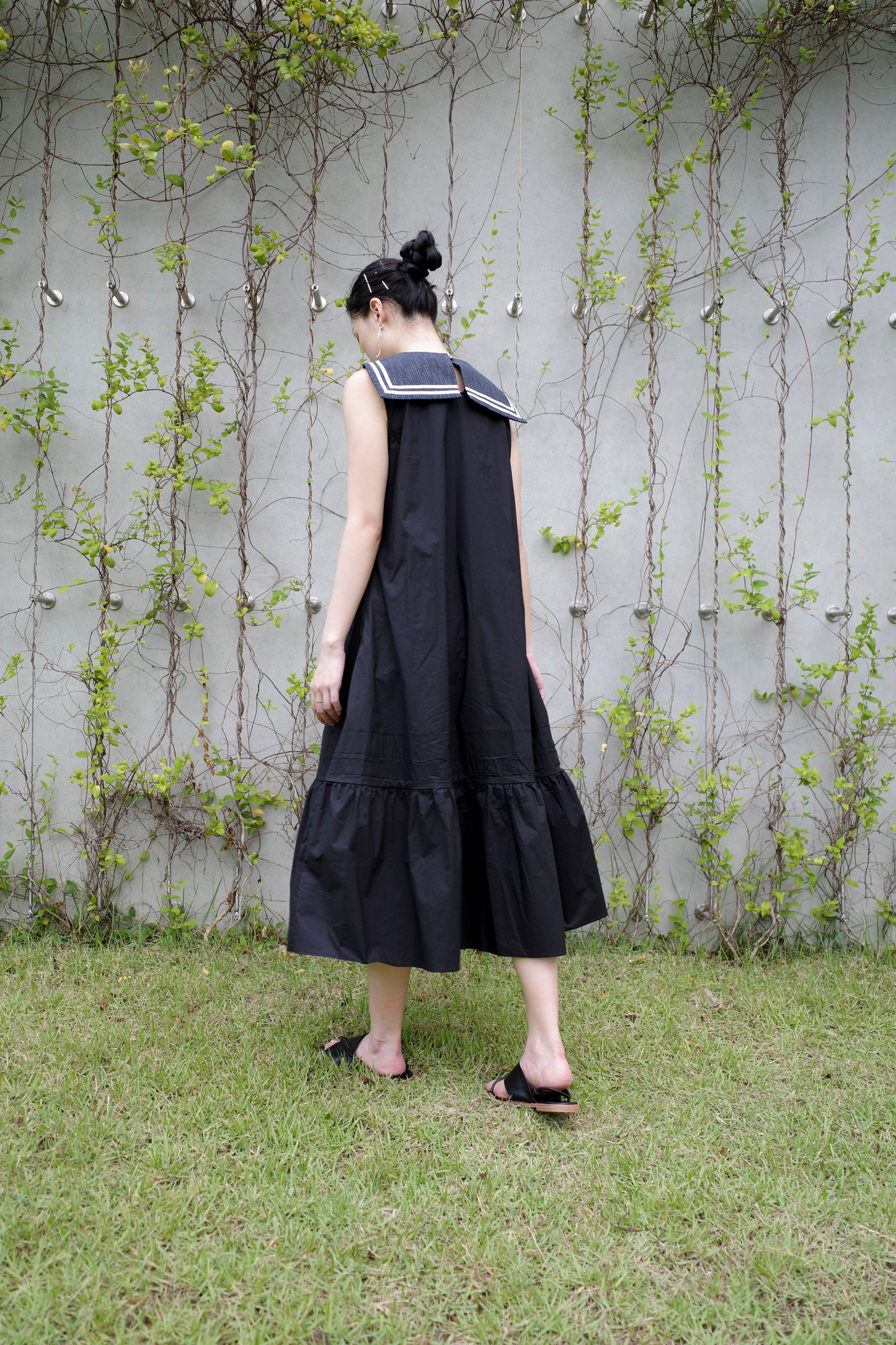 Seirenes Dress - Black