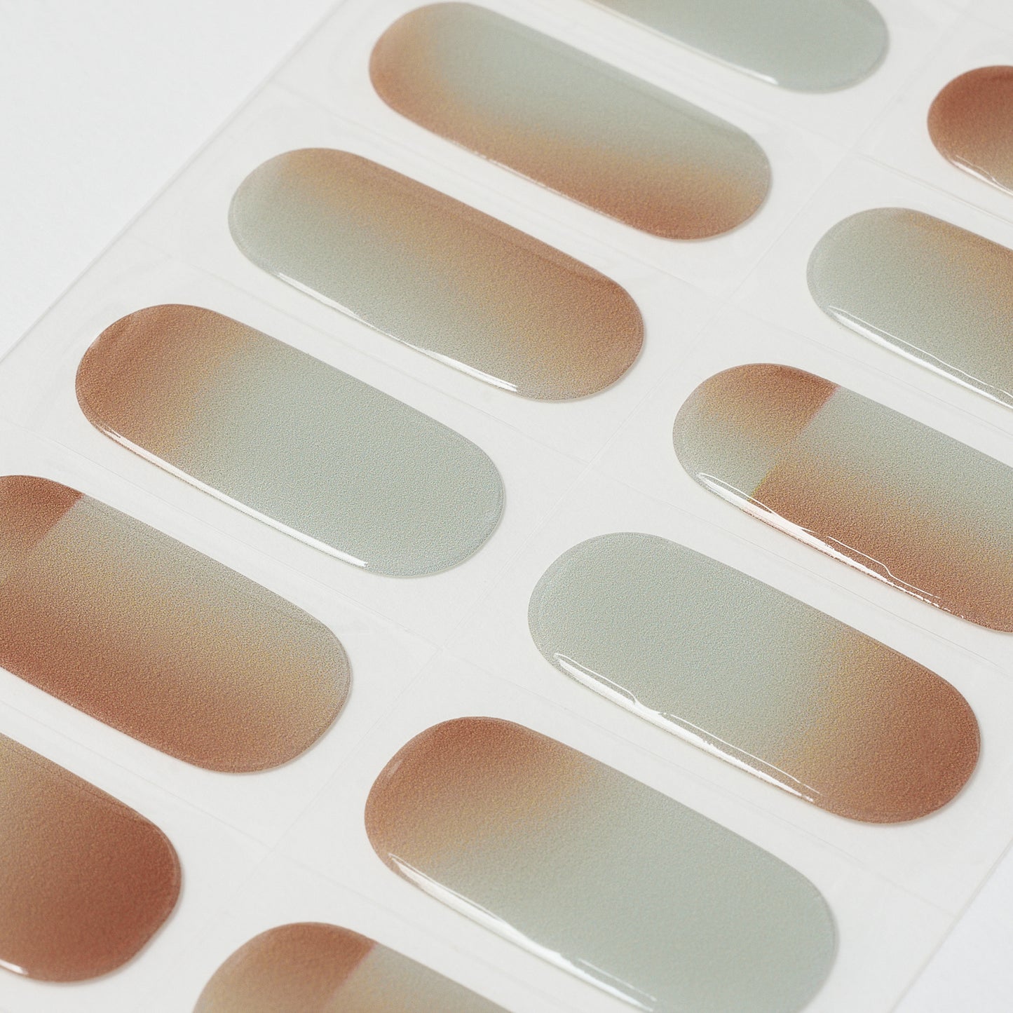 Raw Gel Nails - Relieve