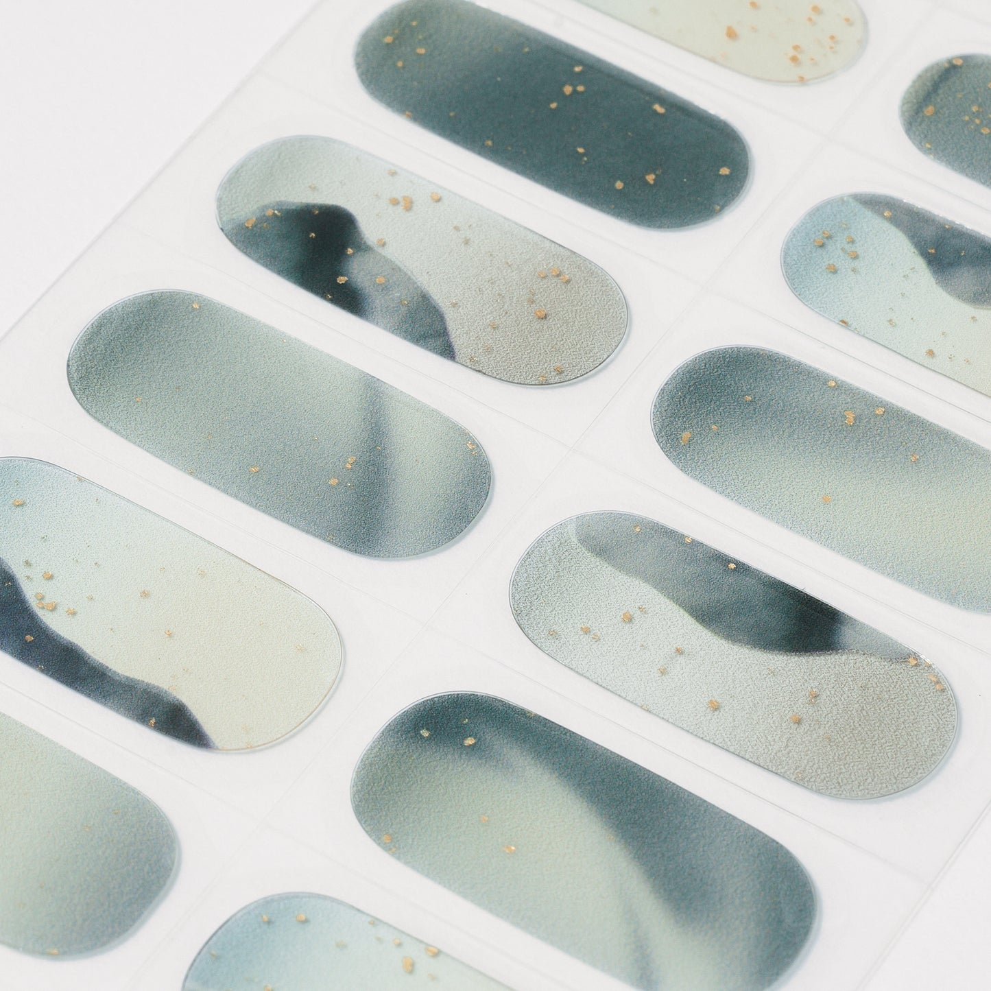 Raw Gel Nails - Kumorizora