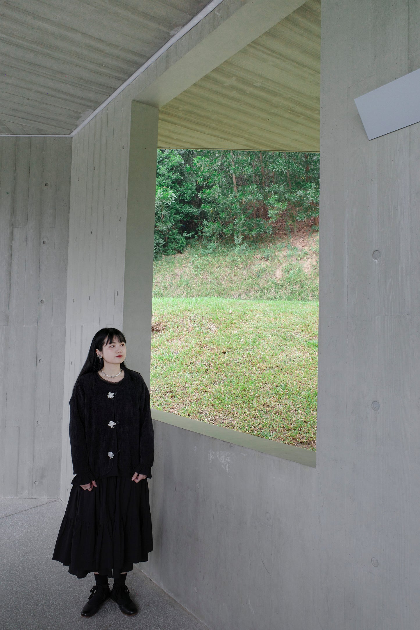 Kira Outer - Black (Pre-order)