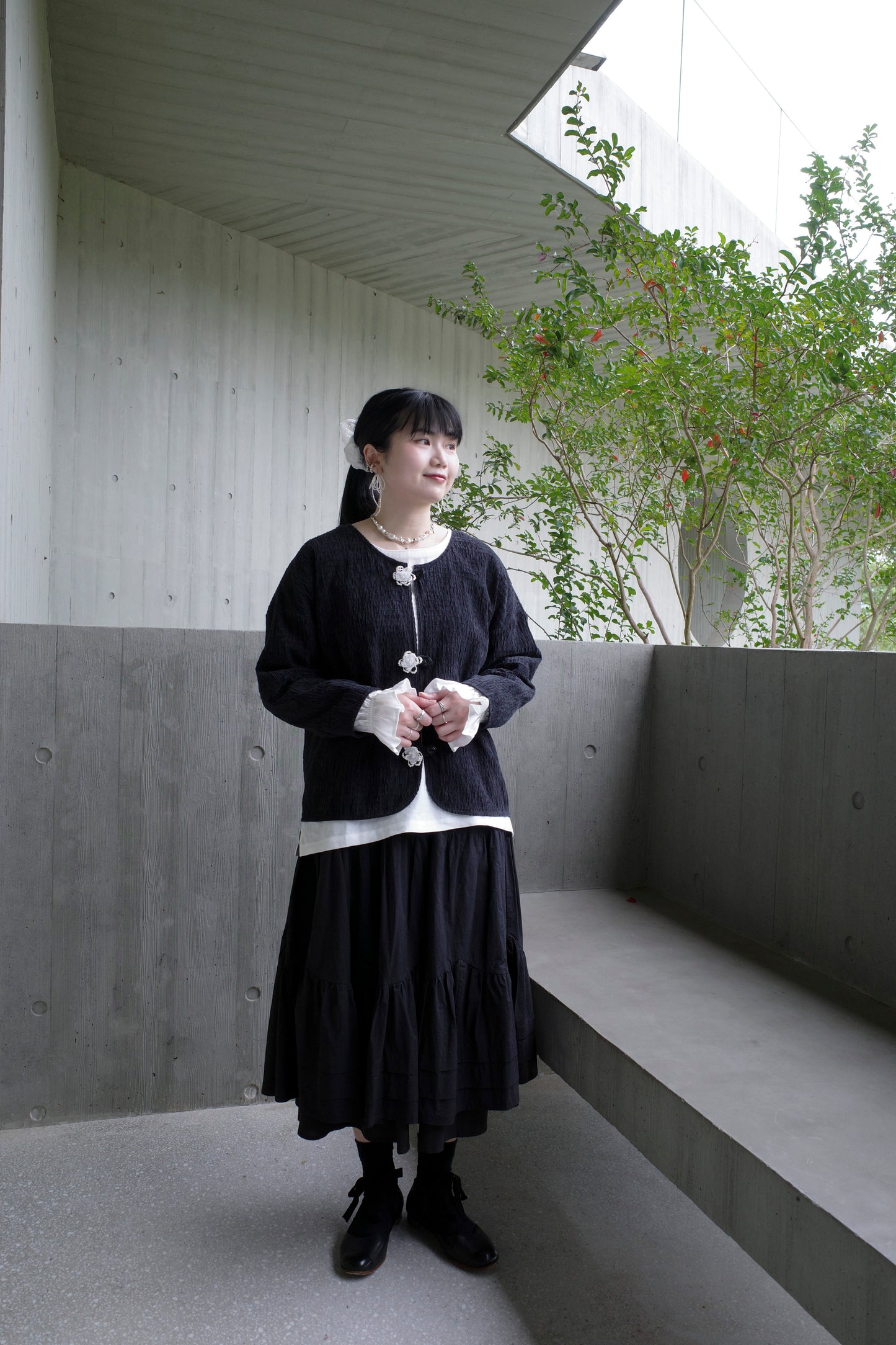 Kira Outer - Black (Pre-order)