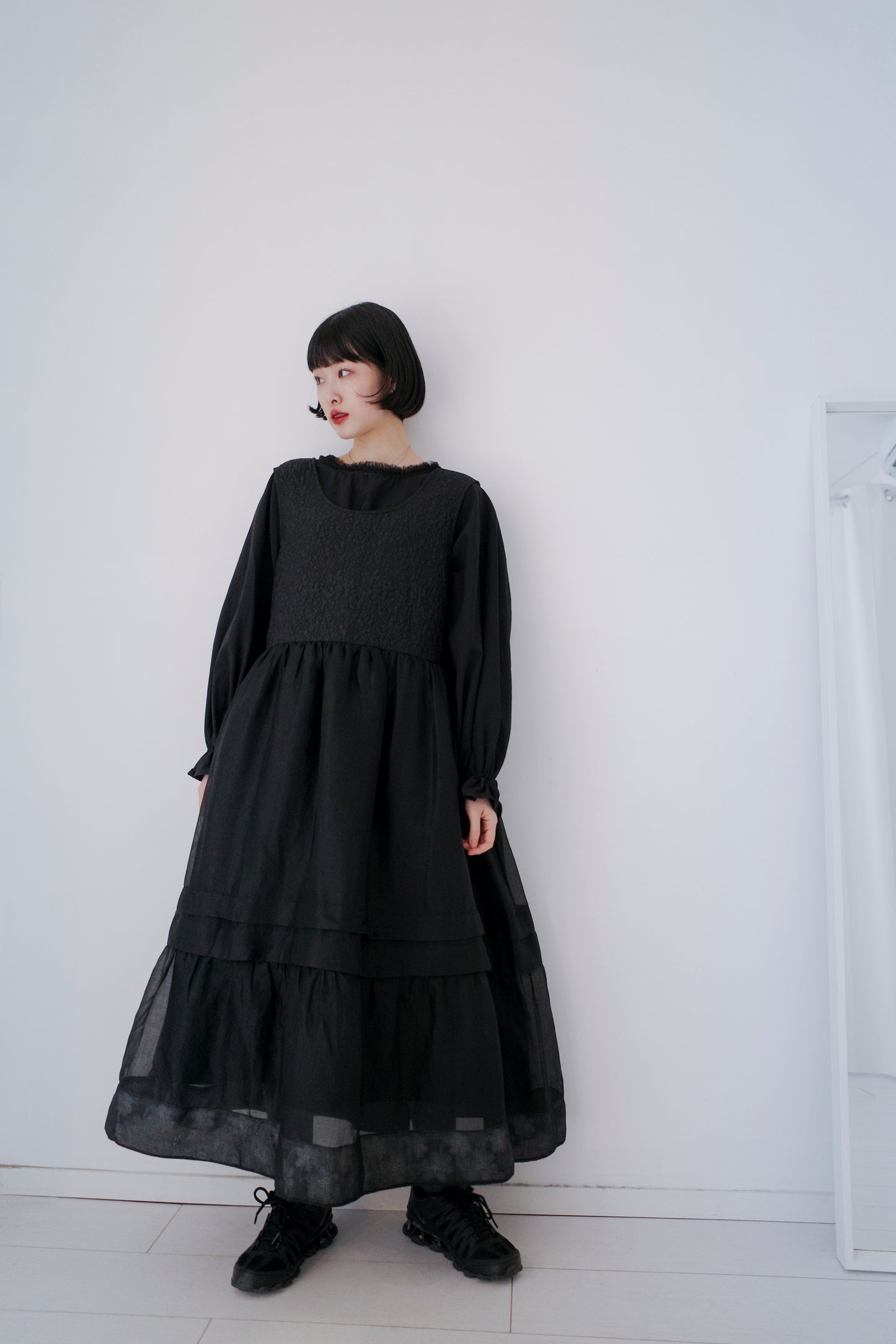 Lunara Dress - Black (Pre-order)